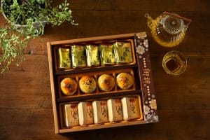 蛋黃酥鳳梨酥綜合禮盒